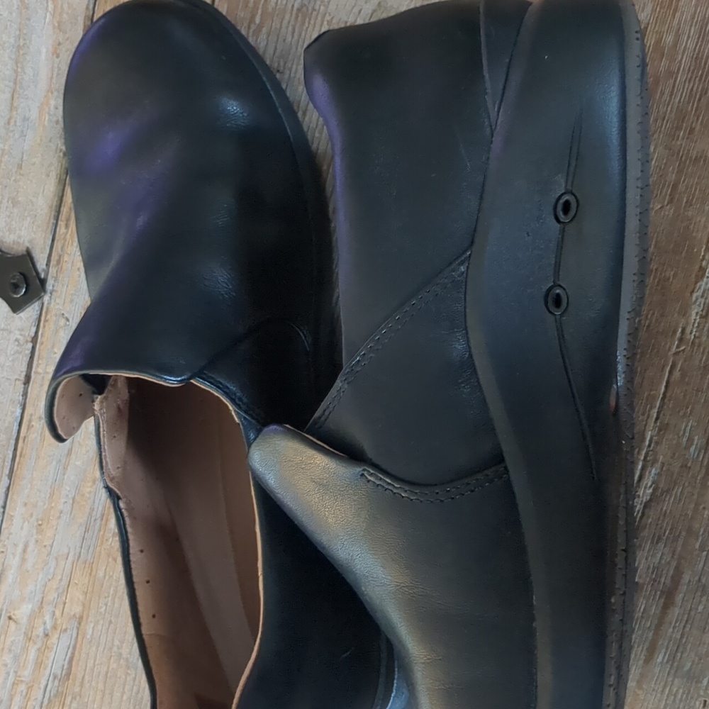 Clarks Unstructured Un.Loop Black Leather Slip-On… - image 7